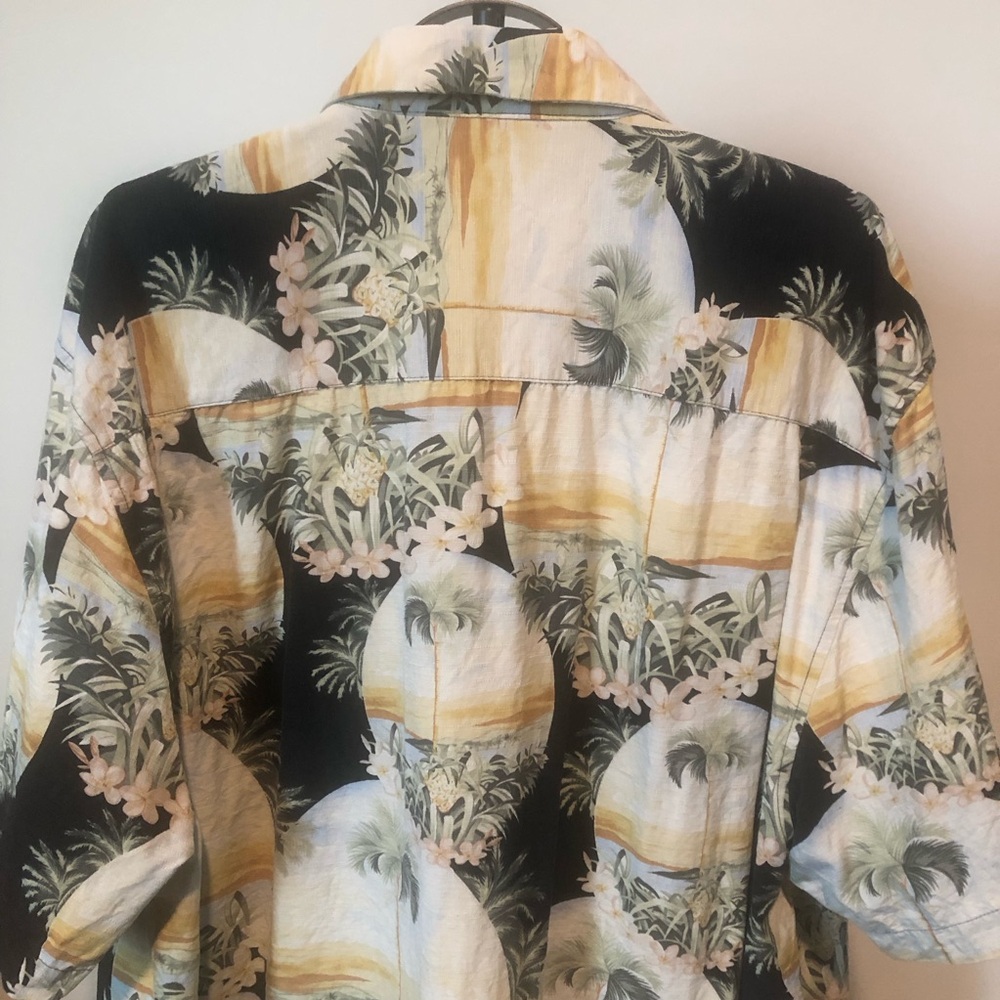 Jamaica Jaxx White Tropical Print Button-Down with Green Palm Motif - Picture 3 of 3